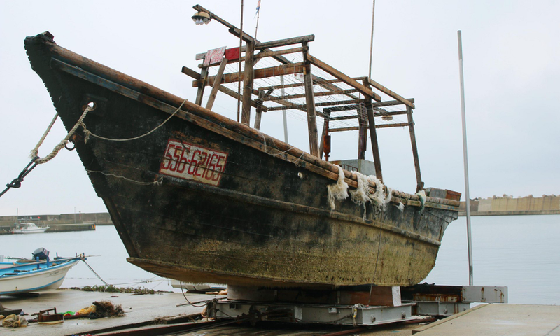 Uno de los barcos encontrado en la península de Noto. AP